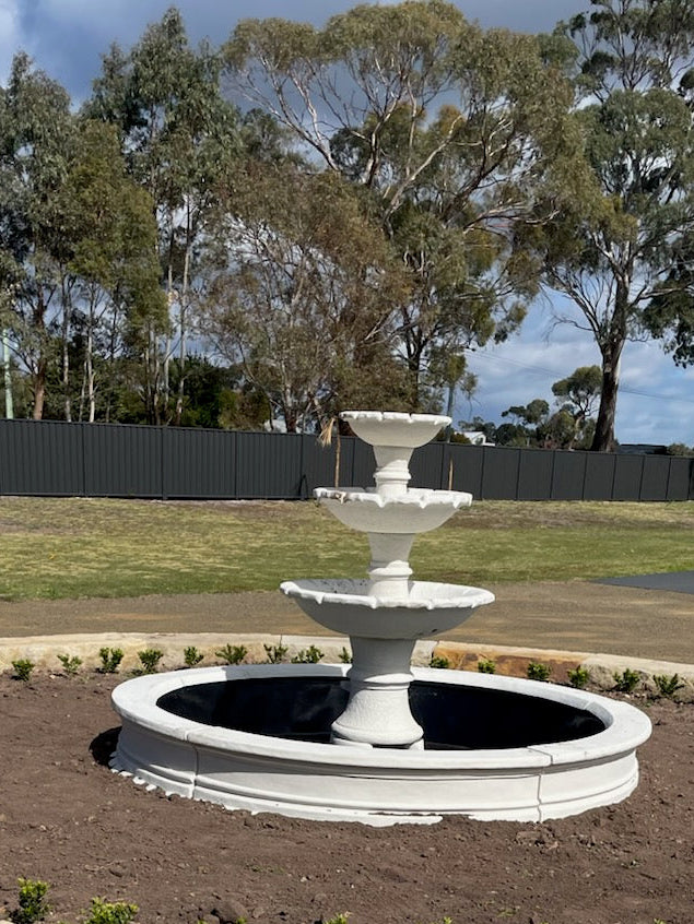 Hampton Fountain Water Feature No Pond/Surrounds Standard (240V)