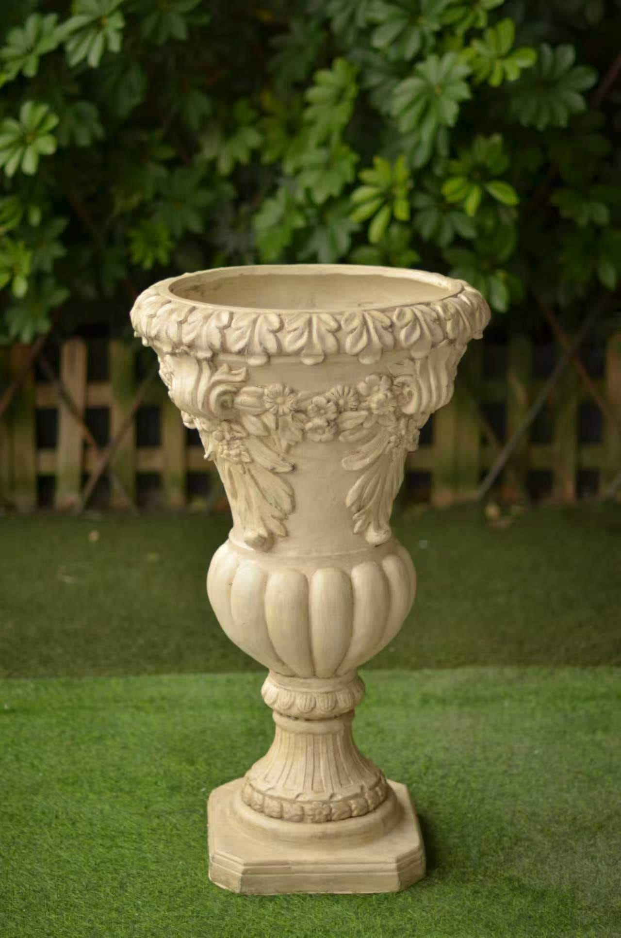 Fleur Urn