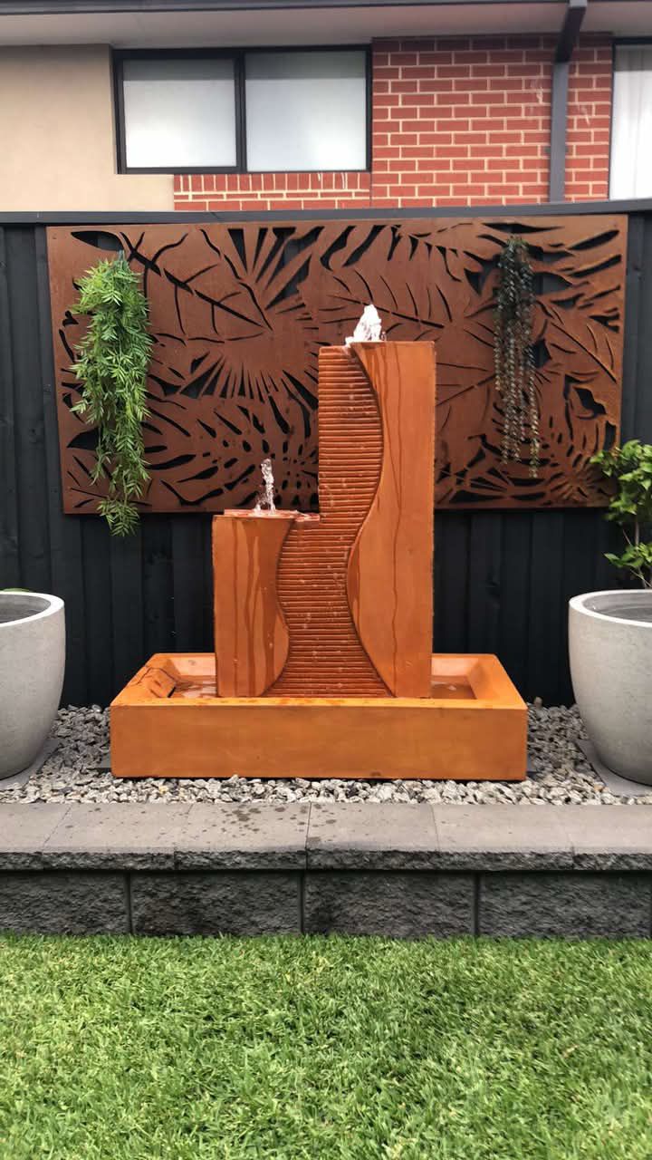 Osaka Fountain Water Feature