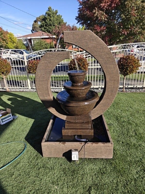Eclipse Fountain (Original) – Large Water Feature