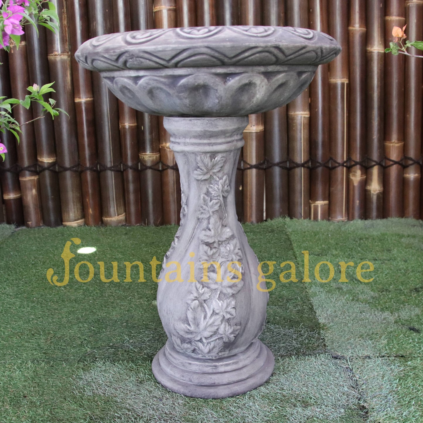 Turin Birdbath Bird Bath