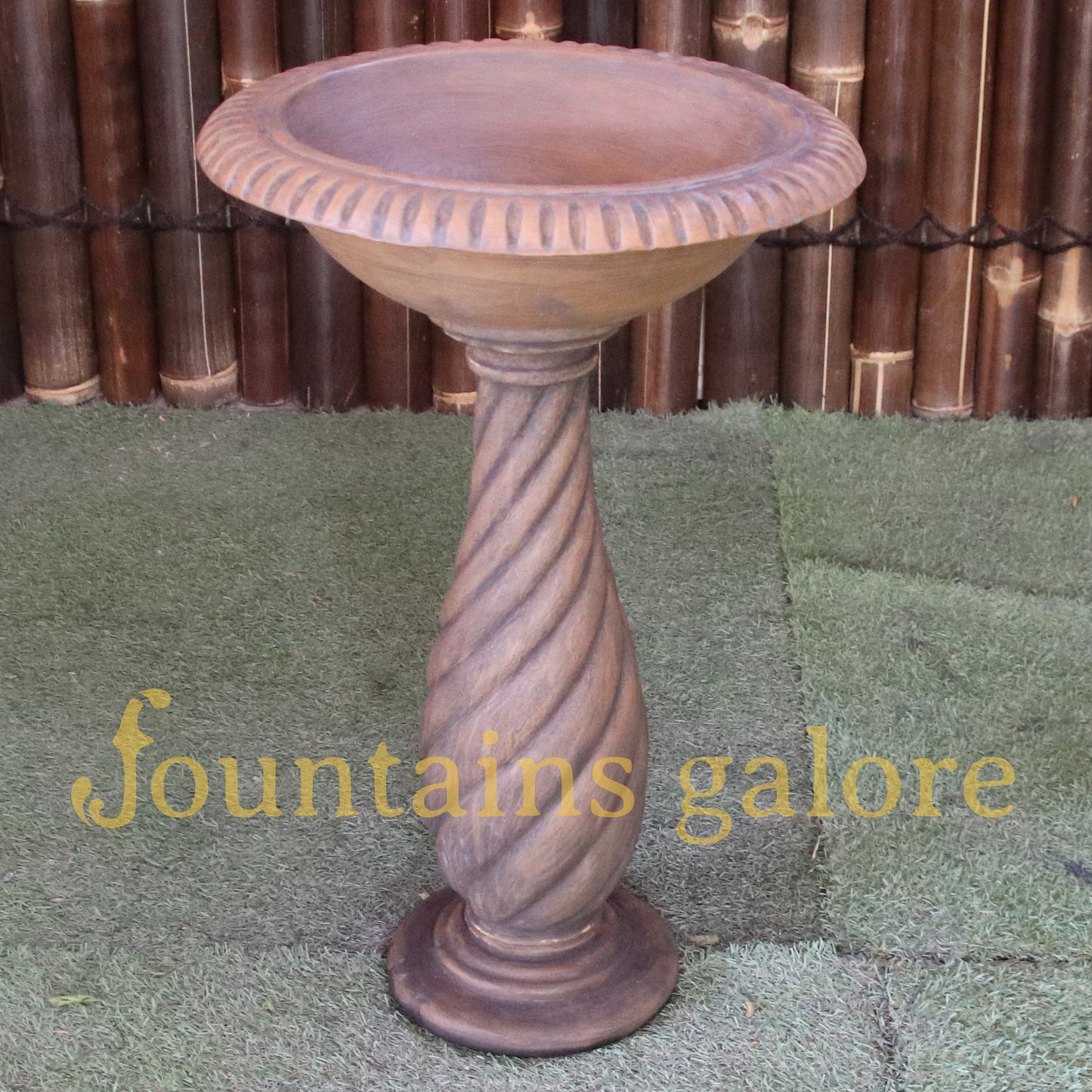 Amalfi Birdbath Bird Bath Rust