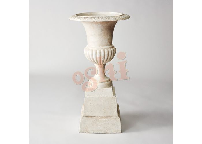 Venetian Urn with Base Décor