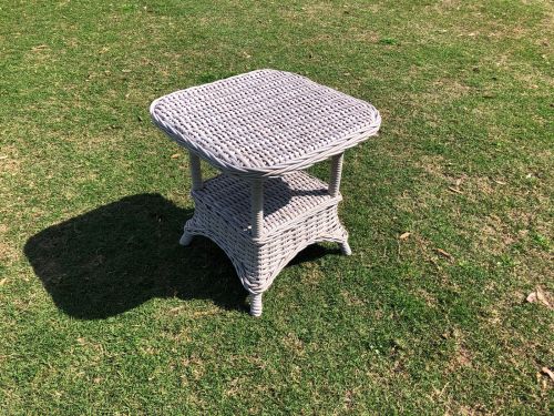Marseilles Side Table