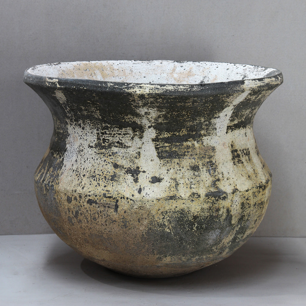 Thai Limestone Cauldron Bowl Pot White