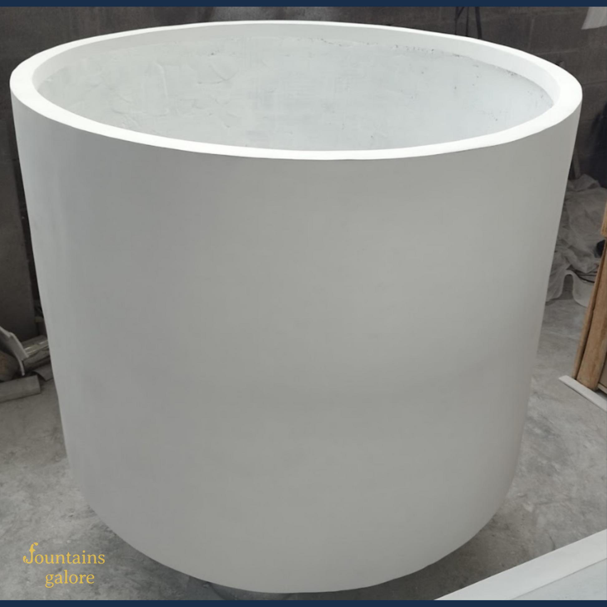 GRC Round Pots Pots & Planters White Small