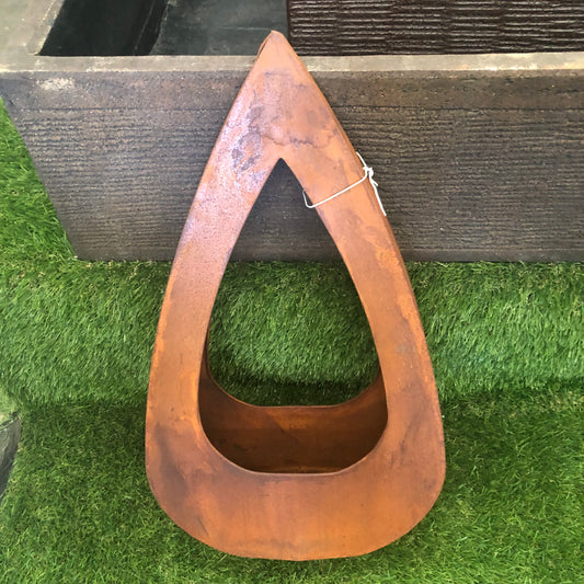 Metal planter Pots & Planters