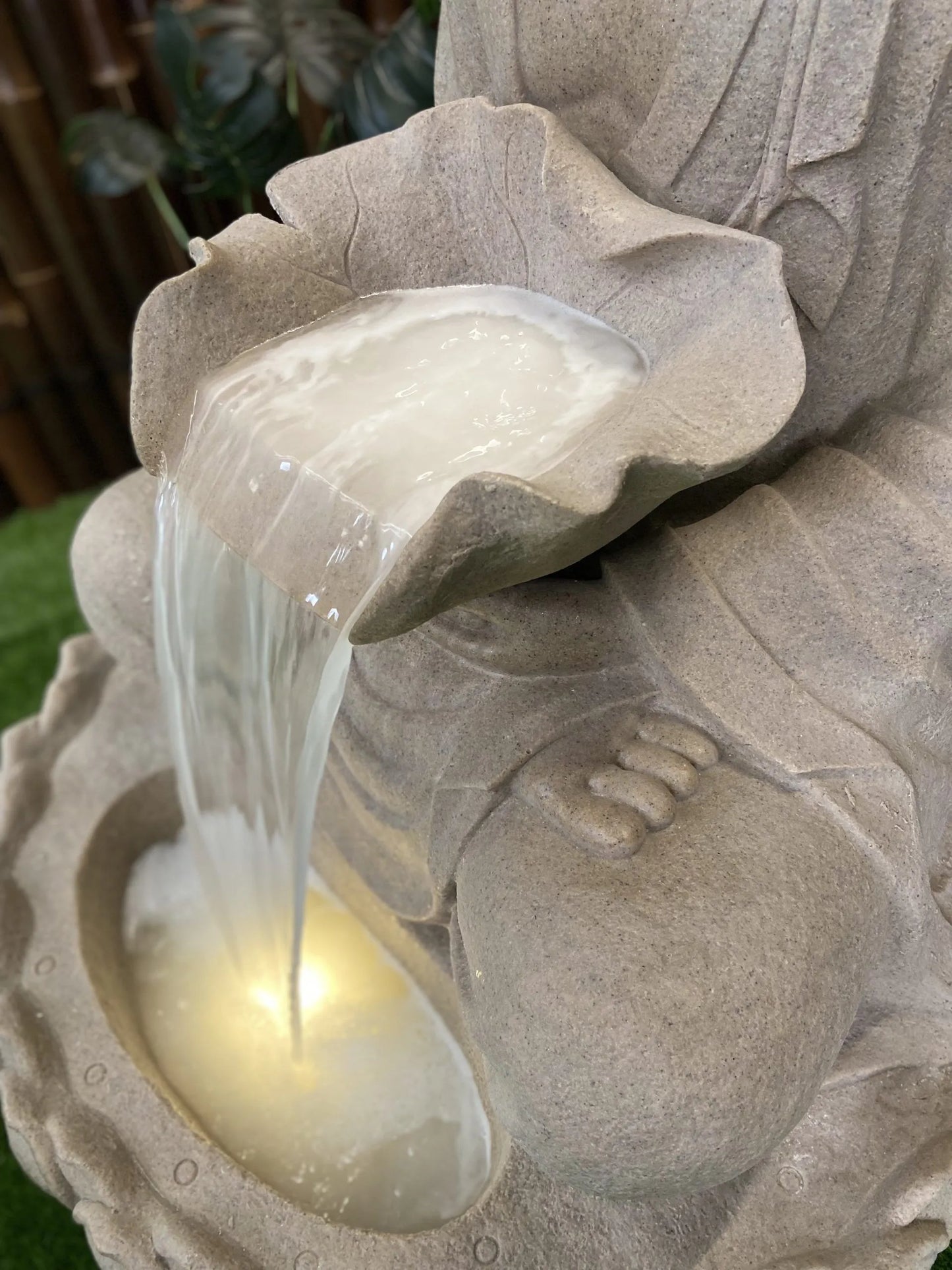 Large Meditating Buddha Water Fountain Water Feature Fountain