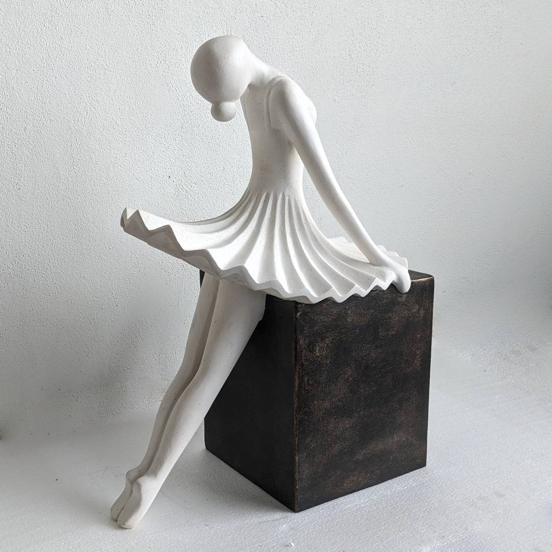 57cm "Nina" Ballet Statue Statue