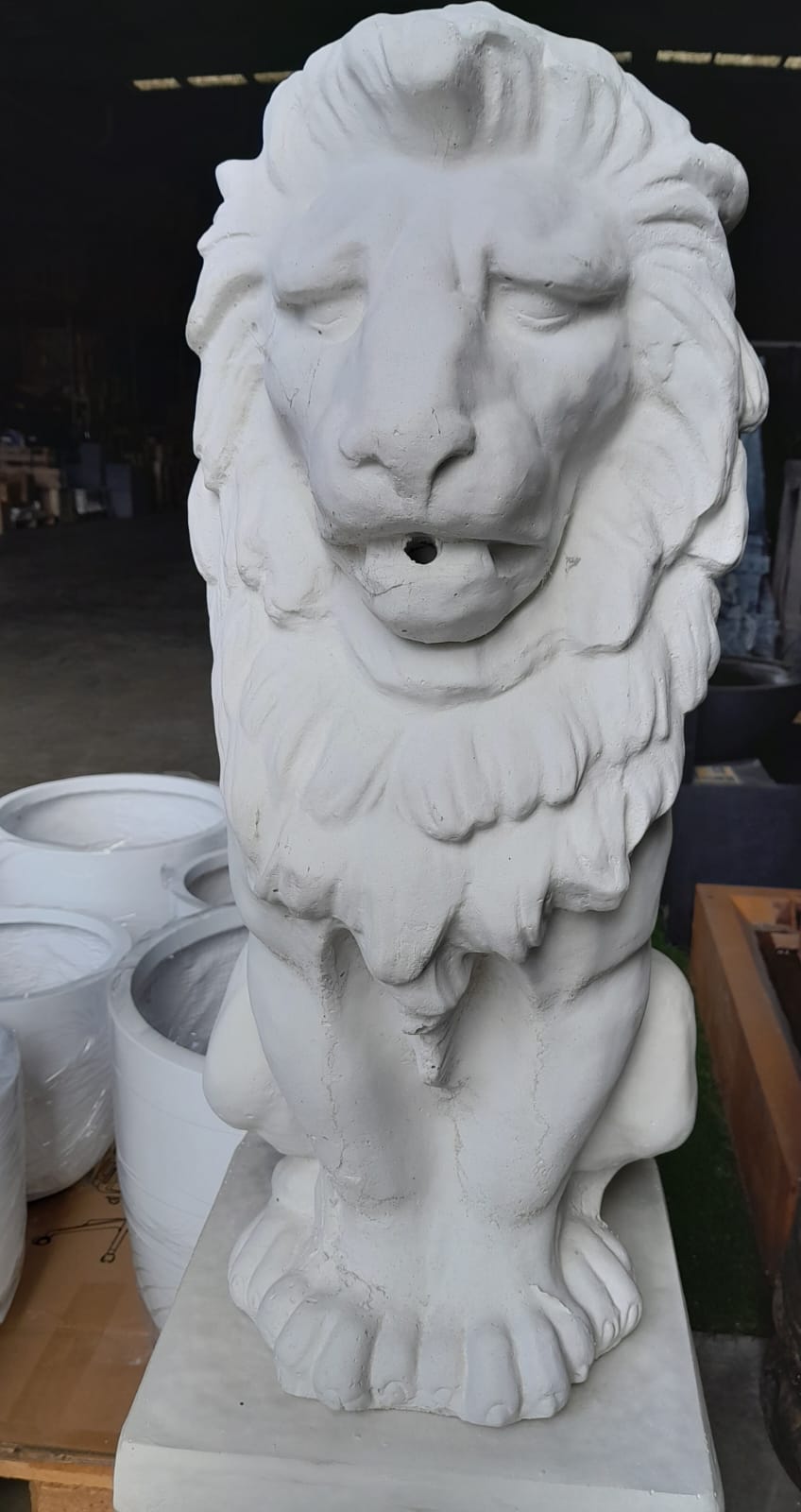 Guardian Lion Statue White