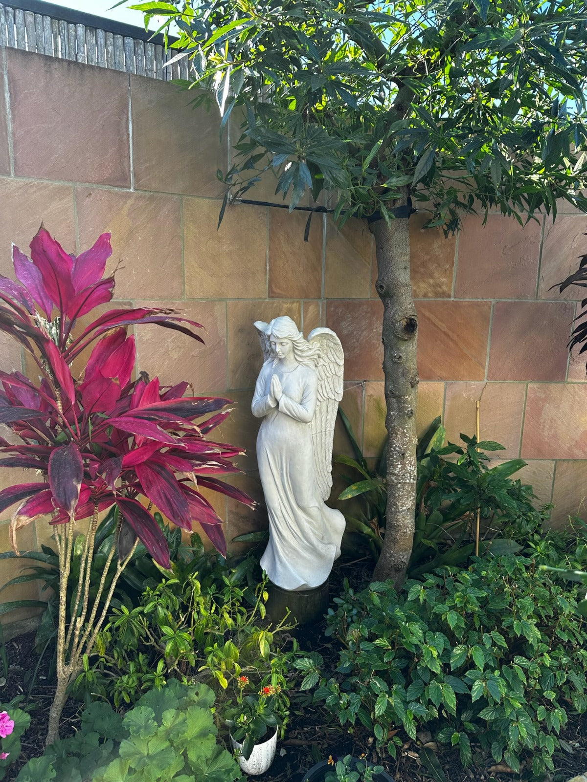 Praying Angel Statue Statue