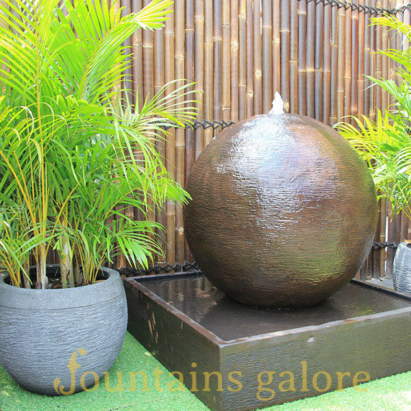 Luna Ball Fountain – Large Water Feature  