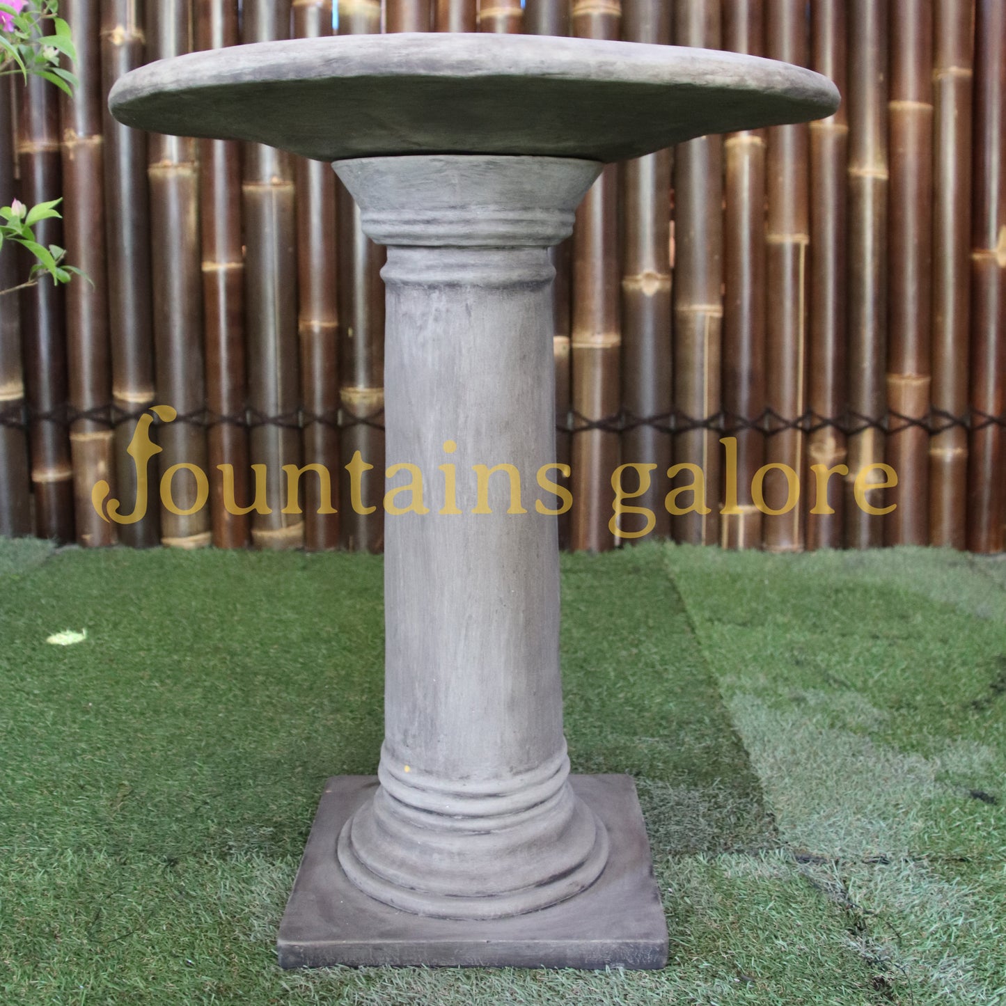 Roma Birdbath