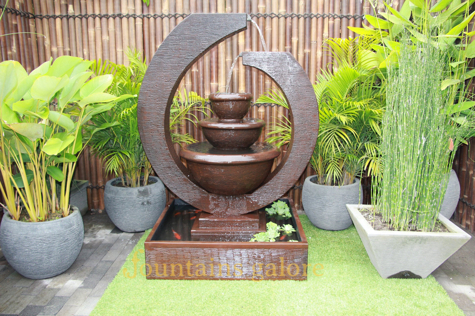 Eclipse Fountain (Original) – Large Water Feature  