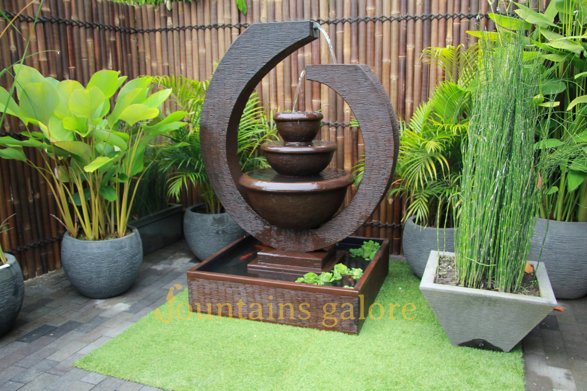 Eclipse Fountain (Original) – Large Water Feature  