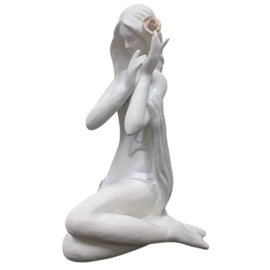 Lady Amara Statue  