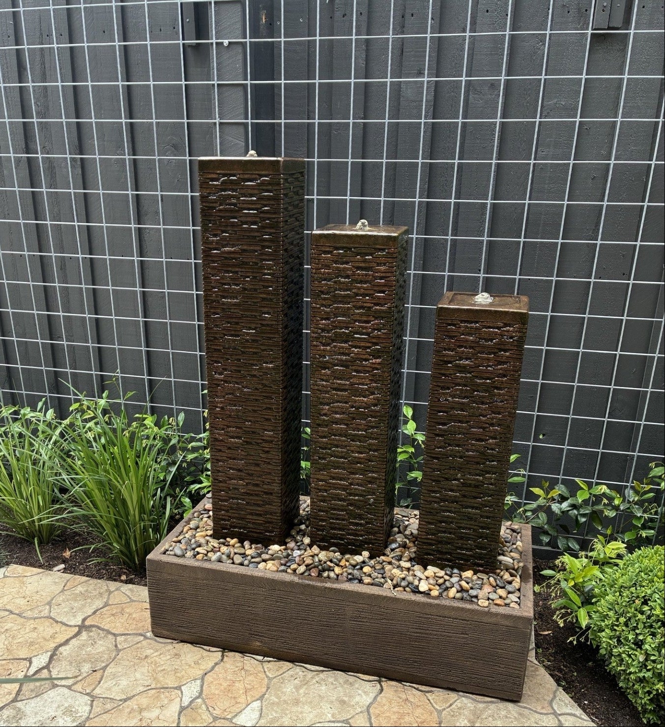 Triple Ripple Fountain Water Feature Standard (240V) Rust