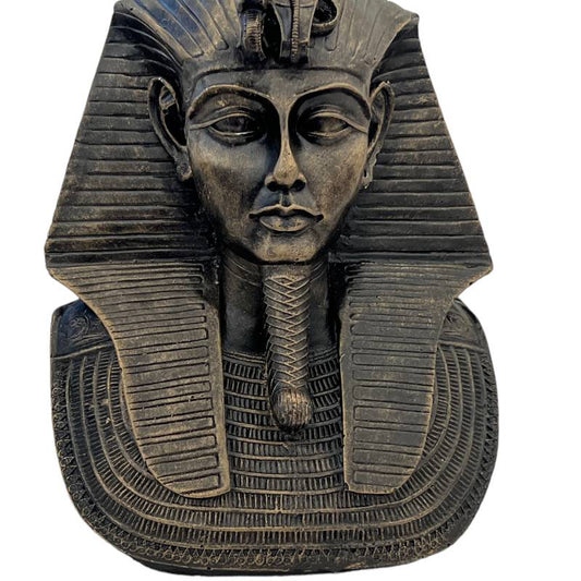Pharaoh A Statue Statue Willis Lane  