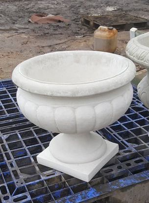 Dave Urn with Square Base