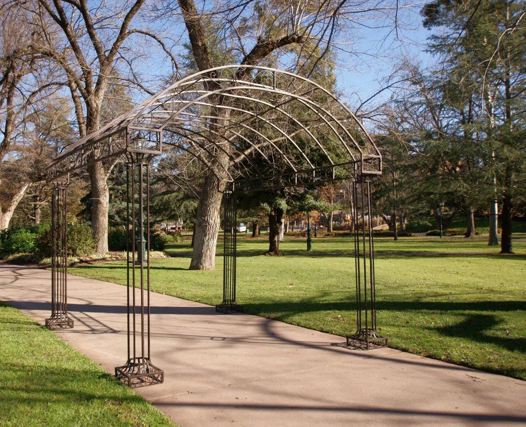 Garden Arch / Arbour / Gazebo Furniture Rust 