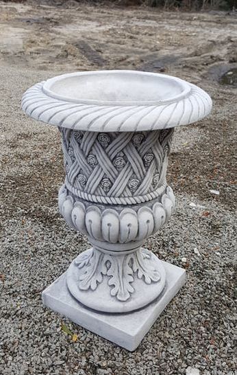 Lattice Rose Urn Urn  