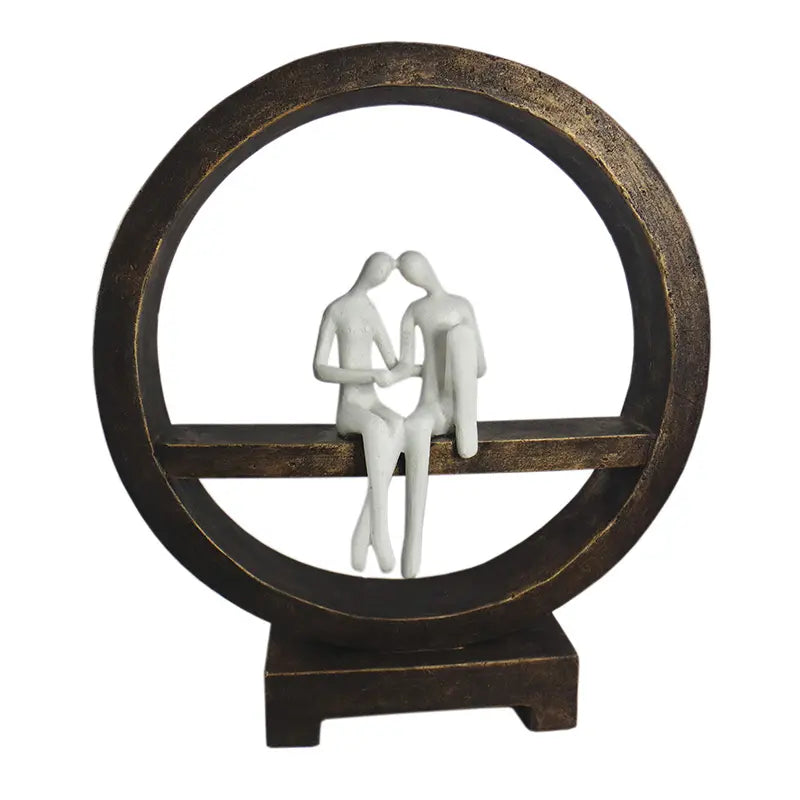 Love Couple Ring Statue Statue  