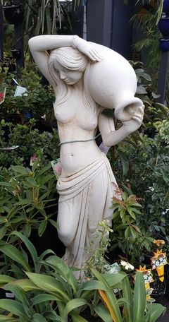 Sasha Statue  