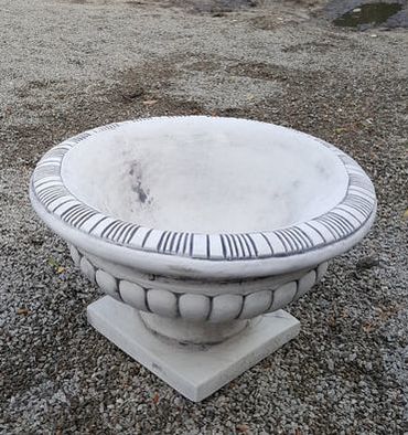 Fancy Scallop Urn Urn  